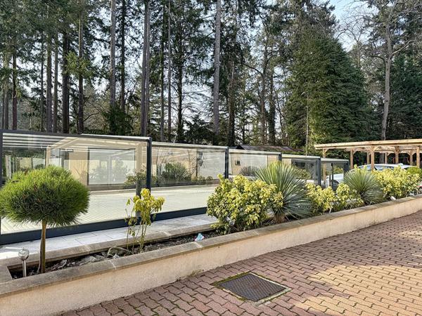 Maison Lamorlaye 10 pièce(s) 343 m2, piscine couverte et jardin 5000 m²