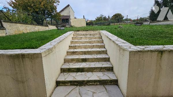CHÂTEAU-THIERRY - Maison de 122 m² - 3 chambres.