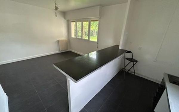 Appartement à vendre    2 pièces • 37,67 m2 Créteil