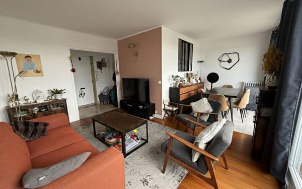 Appartement à vendre    3 pièces • 57,79 m2 Antony
