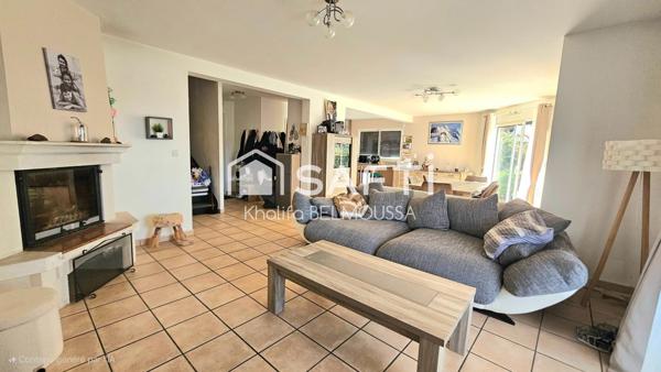 Maison de prestige avec piscine sur terrain de 2 800 m² à Belley