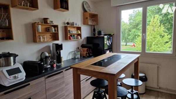 Saint Malo - Appartement (56.76m²) en bon état - Balcon - Asc. - Cave - Garage 