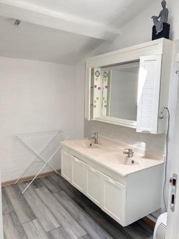 Location appartement près de AVIGNON - 3 pièce(s) - 50 m² - 750 €/mois
