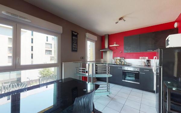 Appartement à vendre    2 pièces •  Lyon 9