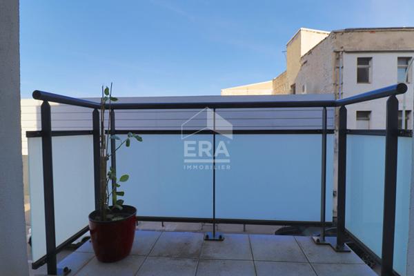 Appartement  à vendre Marseille 13010 2 pièces 47 m2 aucun travaux  garage box