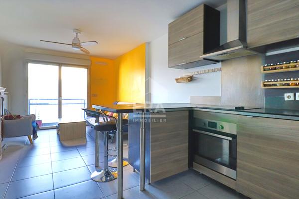 Appartement  à vendre Marseille 13010 2 pièces 47 m2 aucun travaux  garage box