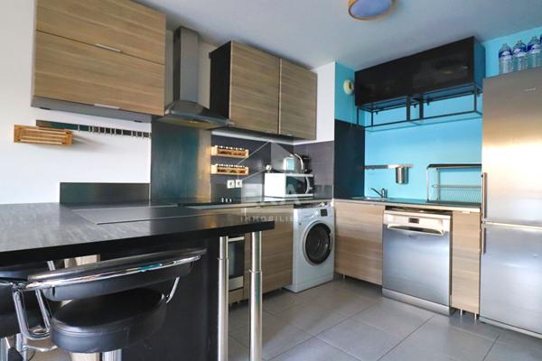 Appartement  à vendre Marseille 13010 2 pièces 47 m2 aucun travaux  garage box