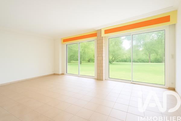 Maison à vendre 6 pièces 300 m² Gannat