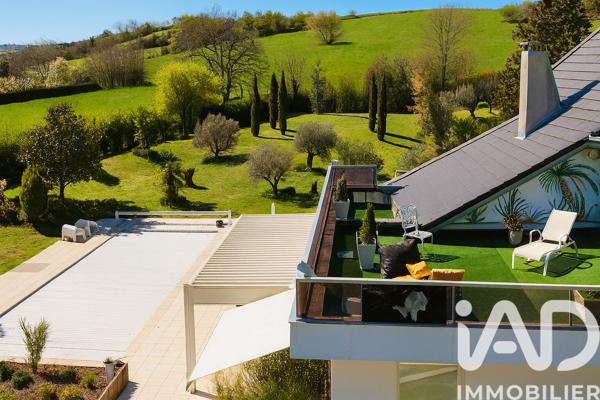 Maison à vendre 6 pièces 300 m² Gannat