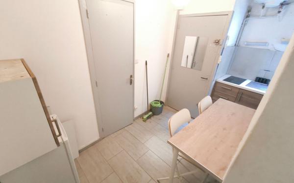 Appartement à vendre    2 pièces • 18 m2 Nîmes