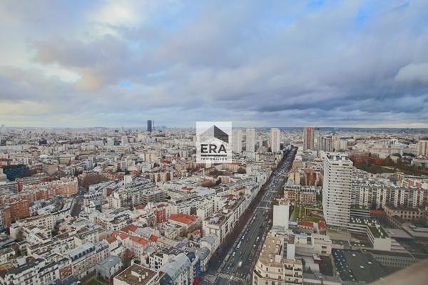 Appartement Paris 4 pièce(s) 146.56 m2