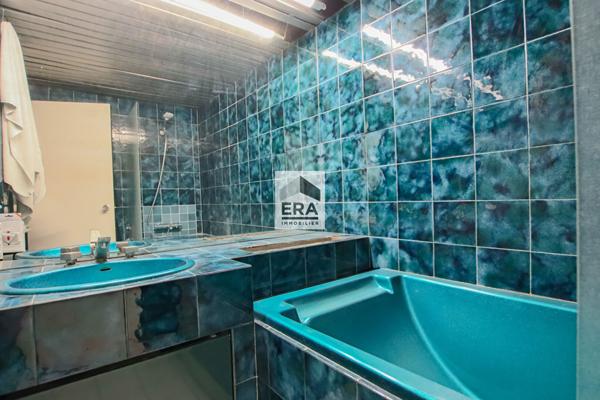 Appartement Paris 4 pièce(s) 146.56 m2