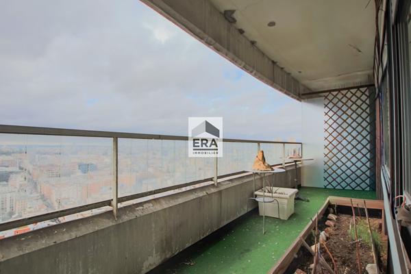 Appartement Paris 4 pièce(s) 146.56 m2