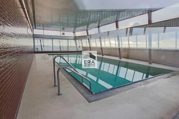 Appartement Paris 4 pièce(s) 146.56 m2