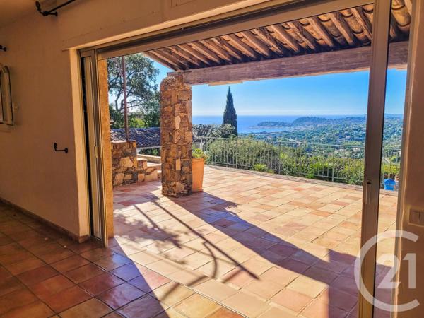 Maison à vendre  6 pièces - 197,38 m2 CAVALAIRE SUR MER - 83
