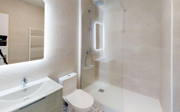 Appartement à louer    2 pièces •  Vaulx-en-Velin