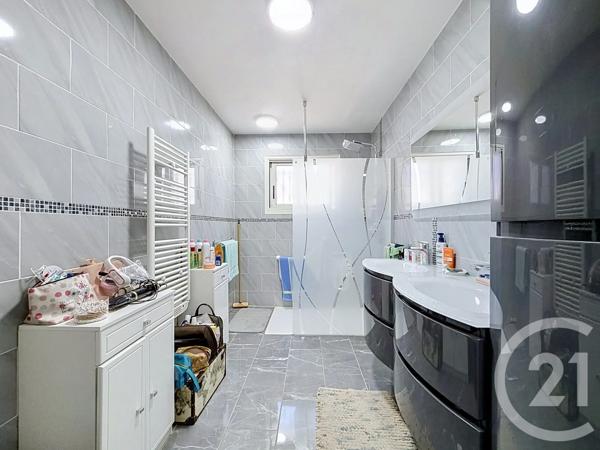 Maison à vendre  3 pièces - 90,07 m 2   AGDE  - 34
