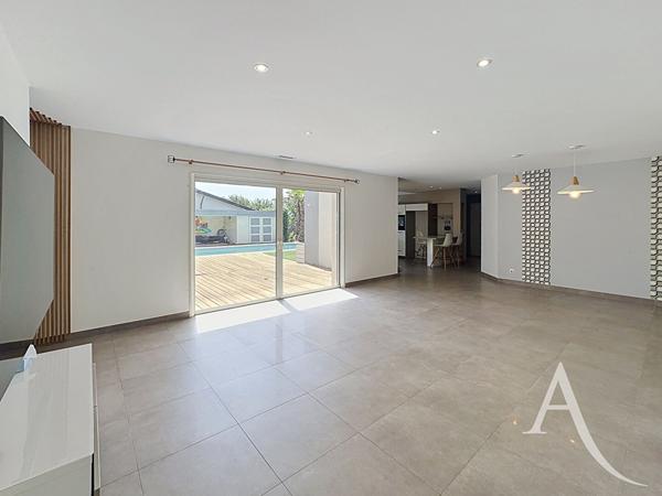 Villa contemporaine Plain pied- 172m² - Piscine - Terrain 1230 m²