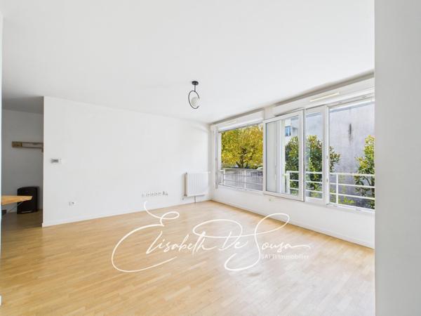 3 pièces immeuble récent aux portes de Paris