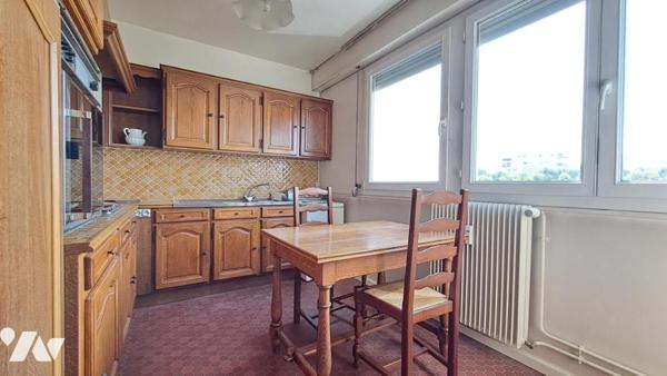 APPARTEMENT T4 GARAGE ET CAVE