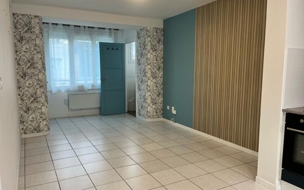 Maison à louer    3 pièces • 56 m2 Bourges