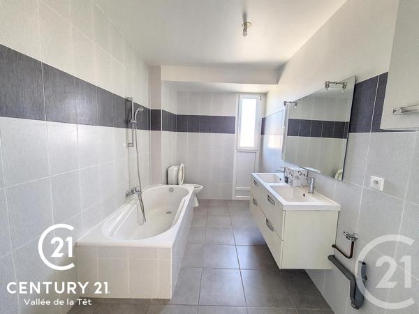 Maison à vendre  4 pièces - 87 m 2   LE SOLER  - 66