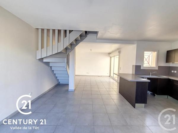 Maison à vendre  4 pièces - 87 m 2   LE SOLER  - 66
