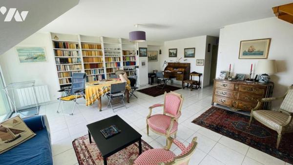 QUIBERON : Vaste Appartement avec garage à Port Maria 