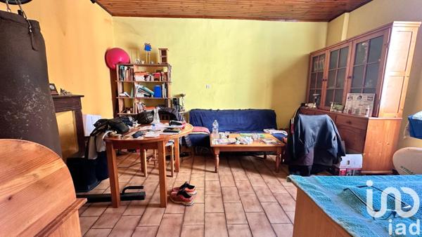 Immeuble à vendre 191 m² Sommières