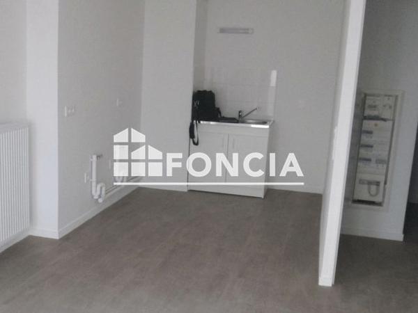 Location Appartement 2 pièces 44.7 m² - 8 ALLEE DU PUIT DE LA ROCHE Amiens 80000