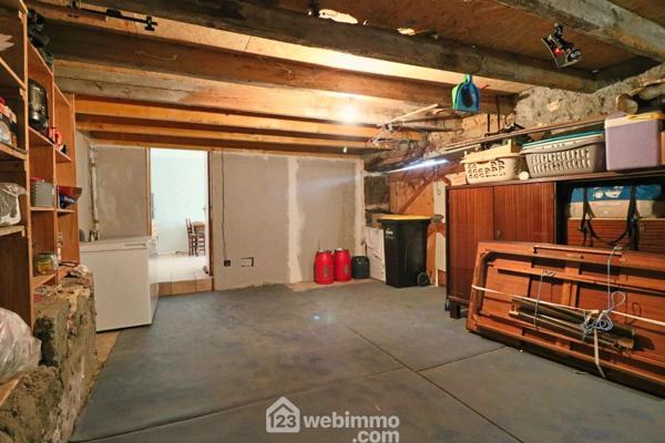 Maison de village 113 m² à Valence-en-Poitou 86700