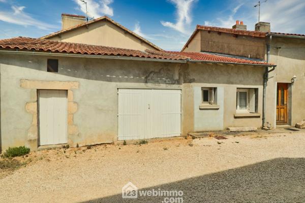 Maison de village 113 m² à Valence-en-Poitou 86700