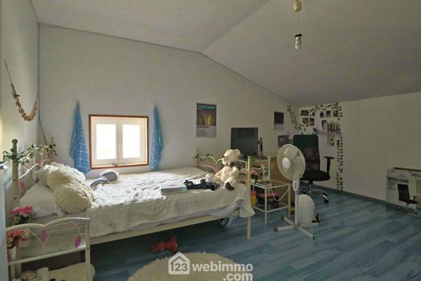 Maison de village 113 m² à Valence-en-Poitou 86700