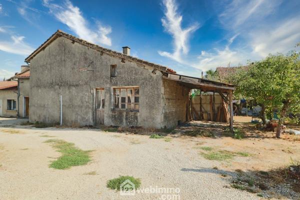 Maison de village 113 m² à Valence-en-Poitou 86700