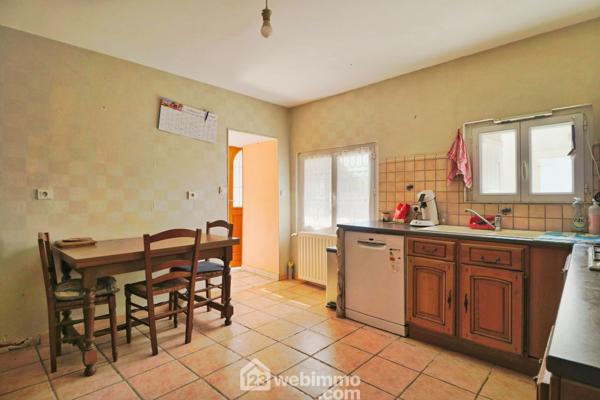 Maison de village 113 m² à Valence-en-Poitou 86700