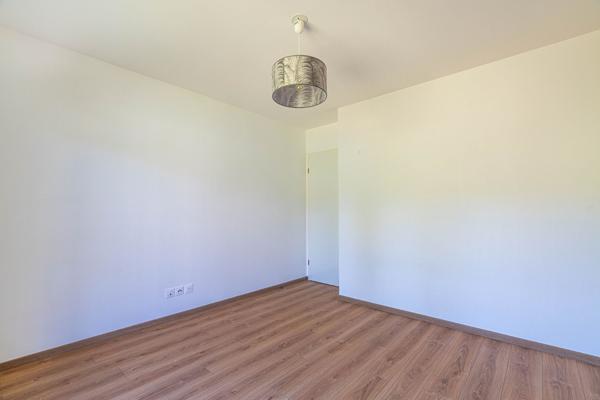 A vendre - Appartement T2 récent avec balcon, cave et 2 stationnements  -Vincy, La Balme-de-Sillingy