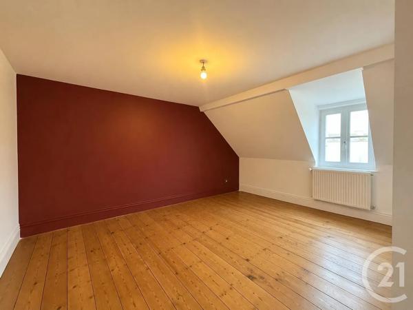 Maison à vendre  9 pièces - 225 m 2   MOULINS  - 03