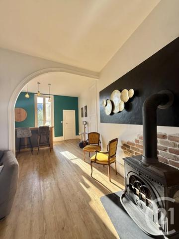 Maison à vendre  9 pièces - 225 m 2   MOULINS  - 03