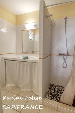 Le Diamant - Villa T5 avec studio indépendant, piscine et vue mer imprenable !