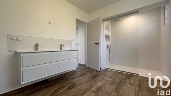 Maison à vendre 6 pièces 131 m² Rives-du-Loir-en-Anjou