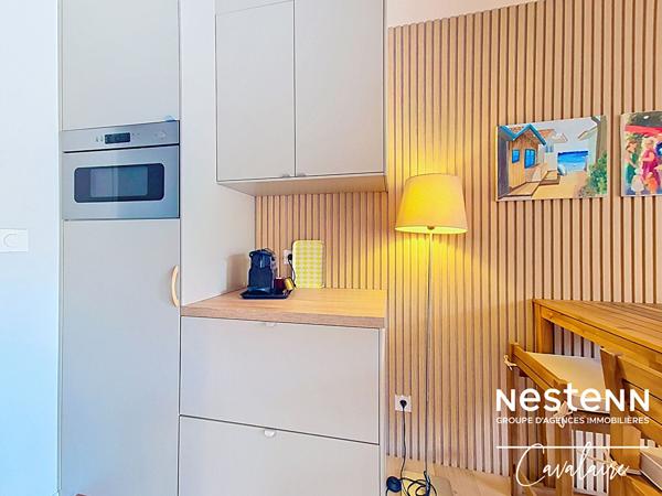 la Croix Valmer - Appartement refait à neuf d'environ 28 m² avec garage, terrasse et piscine