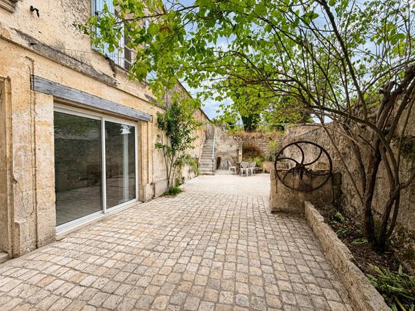 Maison Roullet Saint Estephe 7 pièce(s), 5ch, 229 m2