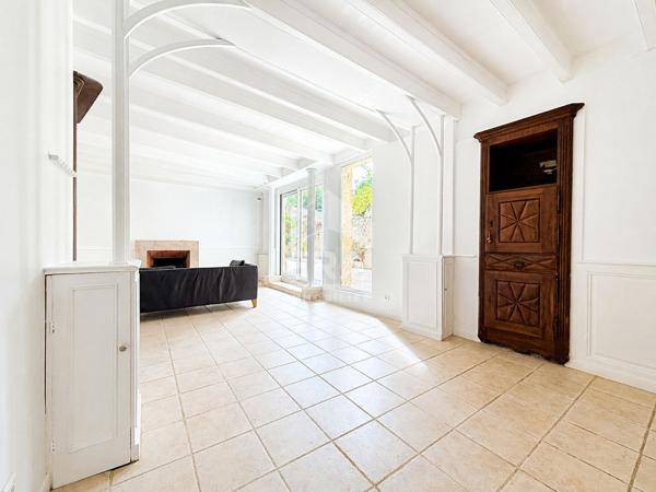 Maison Roullet Saint Estephe 7 pièce(s), 5ch, 229 m2