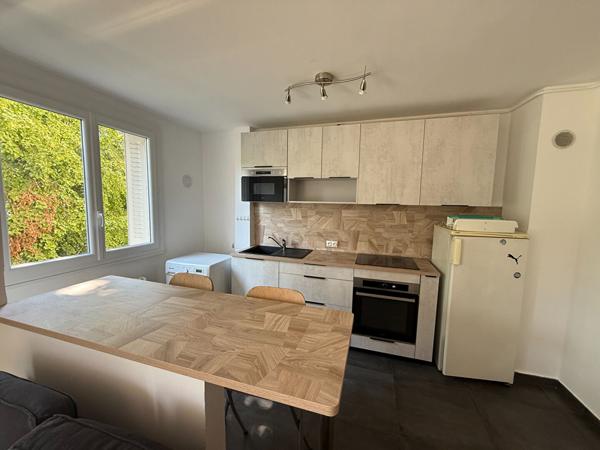 Appartement T1 bis Villeurbanne 37.71 m2, balcon, au calme, verdure, cuisine équipée, cave et possibilité acquérir un garage.