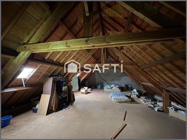 Maison à Plaintel , grand terrain de  6130m²