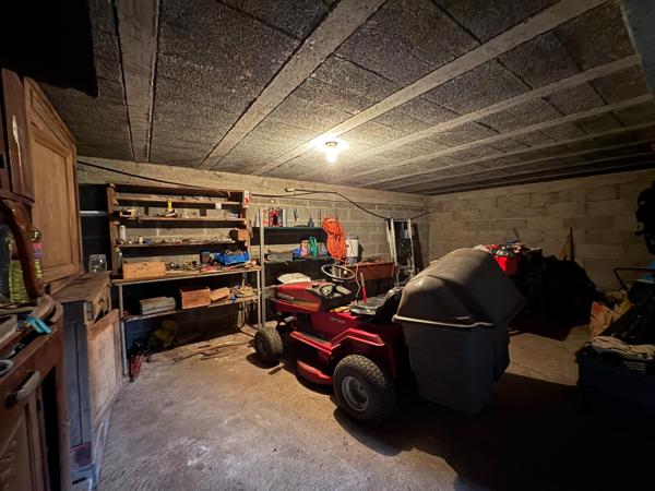 Maison à Plaintel , grand terrain de  6130m²