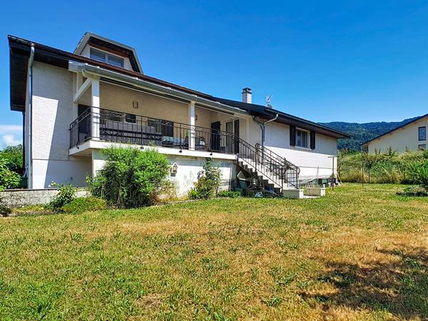 Charmante maison familiale à vendre à Brenthonne - 7 pièces, grand terrain et garage