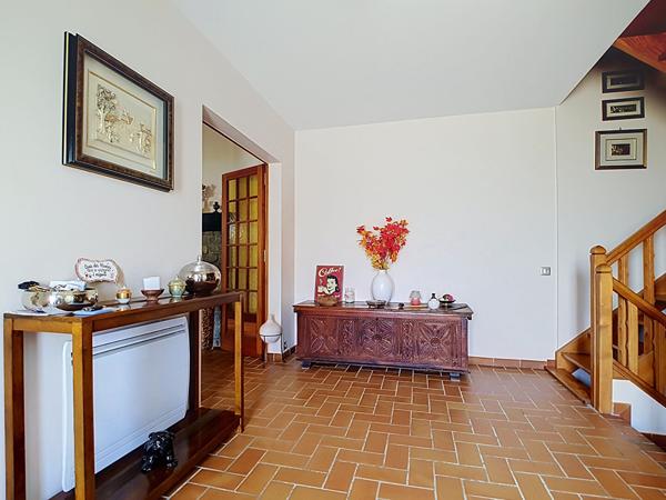 Charmante maison familiale à vendre à Brenthonne - 7 pièces, grand terrain et garage