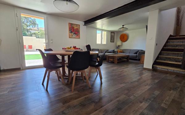 Maison à vendre    5 pièces •  Les Angles