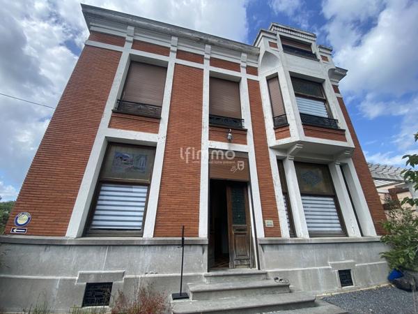 Maison de maître authentique à fort potentiel